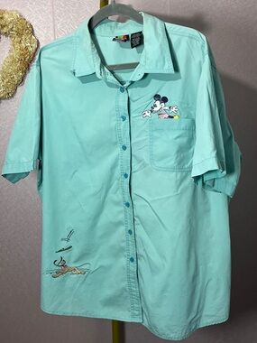 Disney Mint Green Short-Sleeve Button-Down Shirt with Mickey & Pluto Embroidery